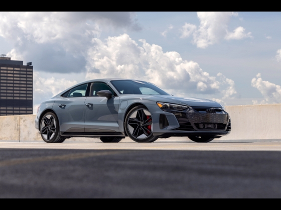 Audi RS e-tron GT [2022] 001