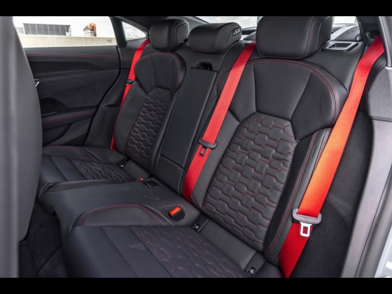 Audi RS e-tron GT [2022] 005