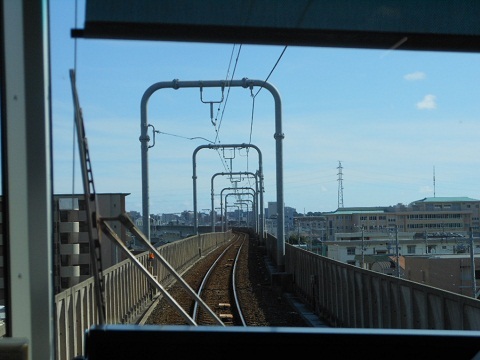 oth-train-651.jpg