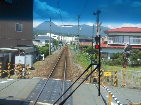 oth-train-678.jpg