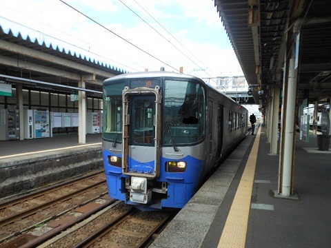 oth-train-688.jpg