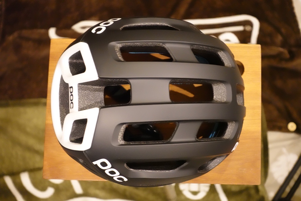 Biwako Cycling ヘルメットをイメチェンPOC(ポック) Ventra Air WF SPIN