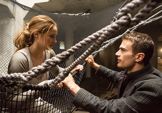 Divergent006.jpg