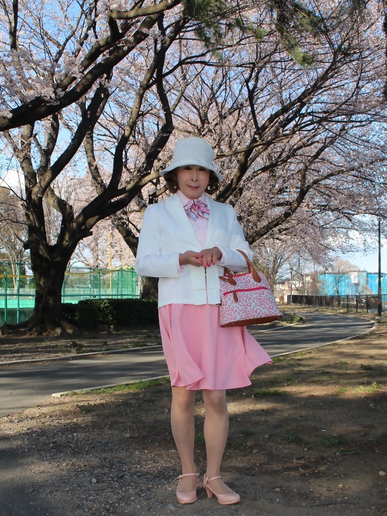 白ジャケットピンクスカート菜の花C(7)