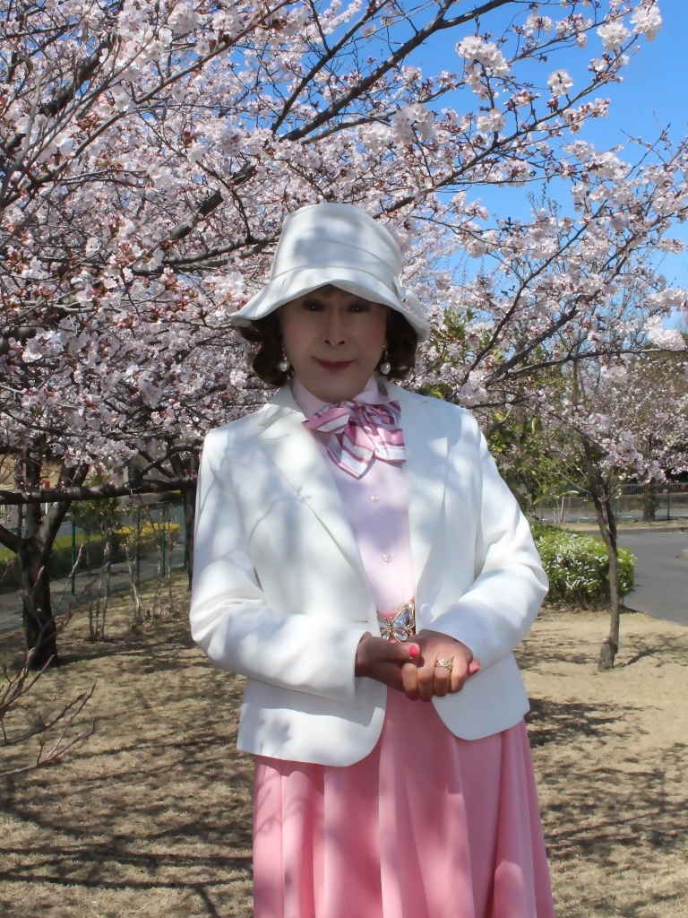 ピンクスカート白ジャケット帽子B(4)
