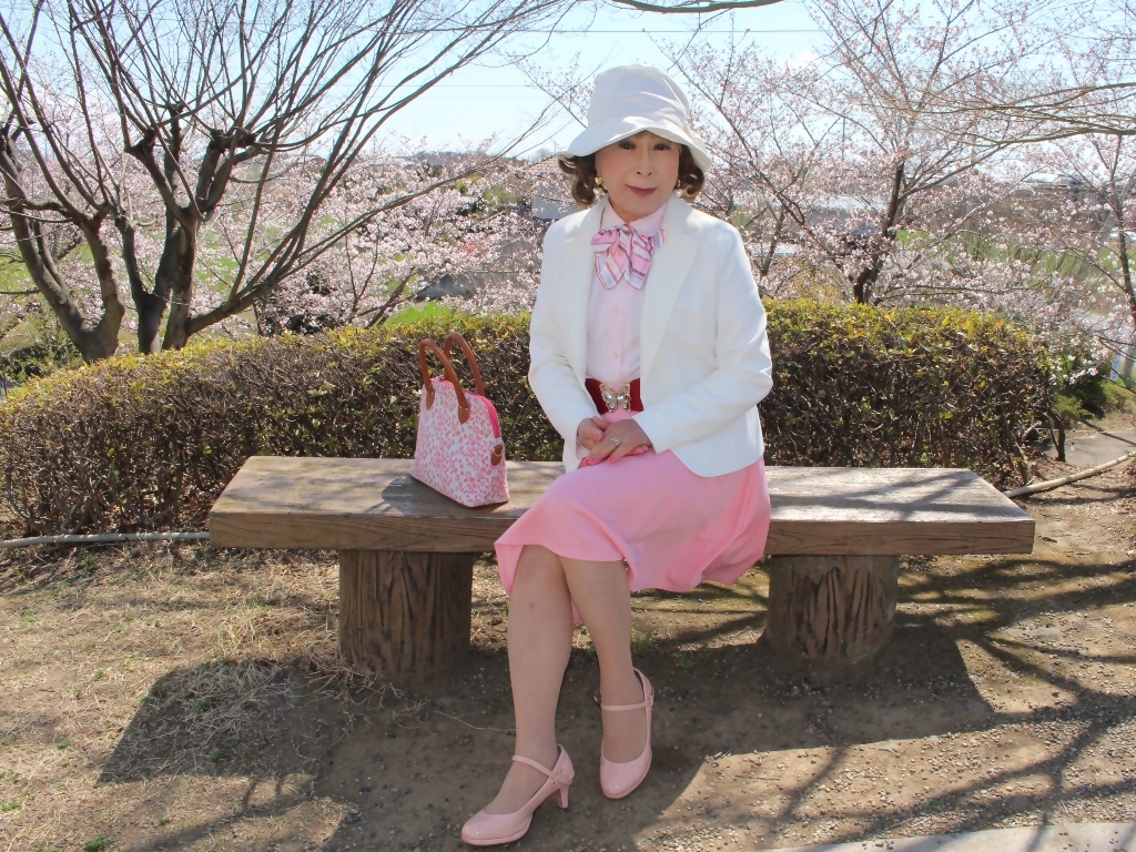 ピンクスカート白ジャケット帽子D(3)