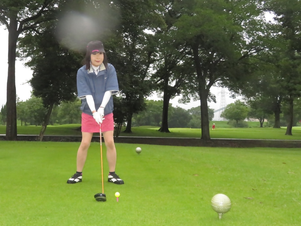 小雨の中でゴルフ (7)