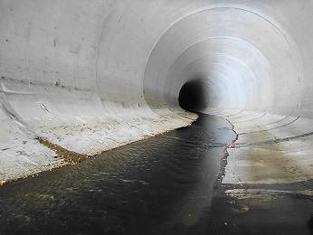 湊川 隧道