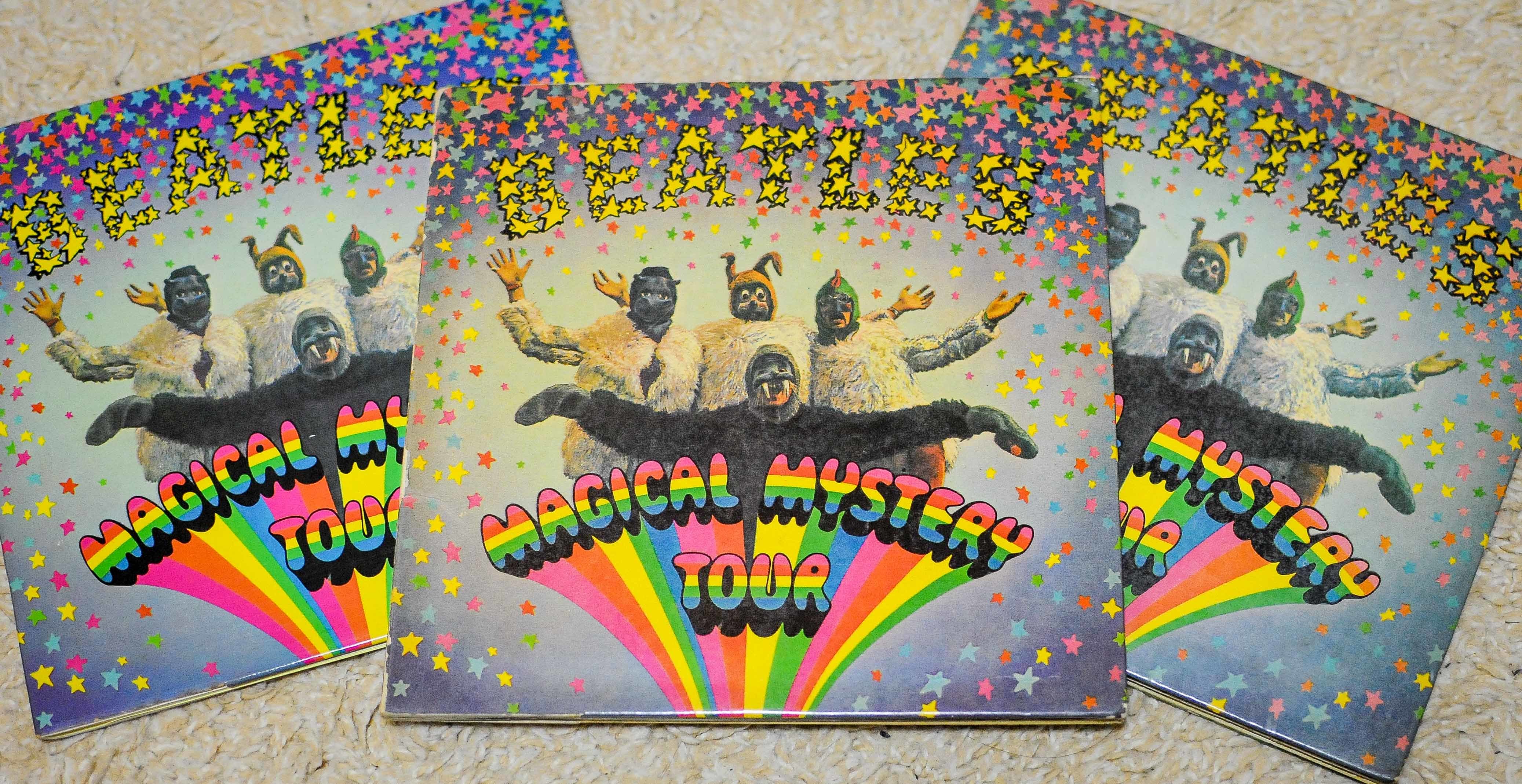 The Beatles - Magical Mystery Tour EP UK - The Beatles